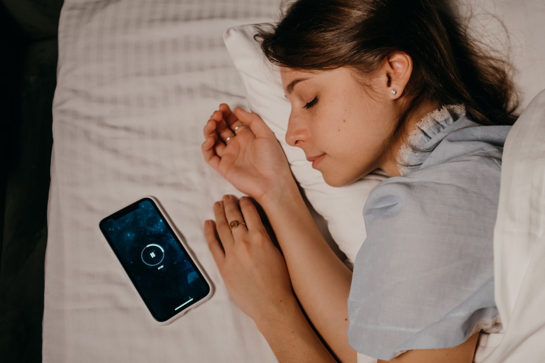 Do Sleep Trackers Actually Know How Well You Slept? - Health and wellness article